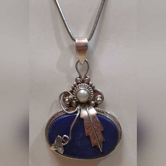 vintage native American Jewelry - VINTAGE NATIVE AMERICAN BLUE LAPIS , STERLING SILVER 925 PENDANT ON A 925 CHAIN